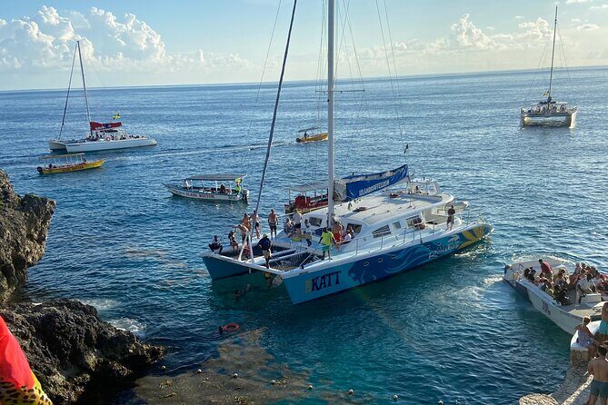 4 Hours Party Boat Catamaran Cruise in Negril - Who This Tour Suits Best (and Who Should Rethink It)