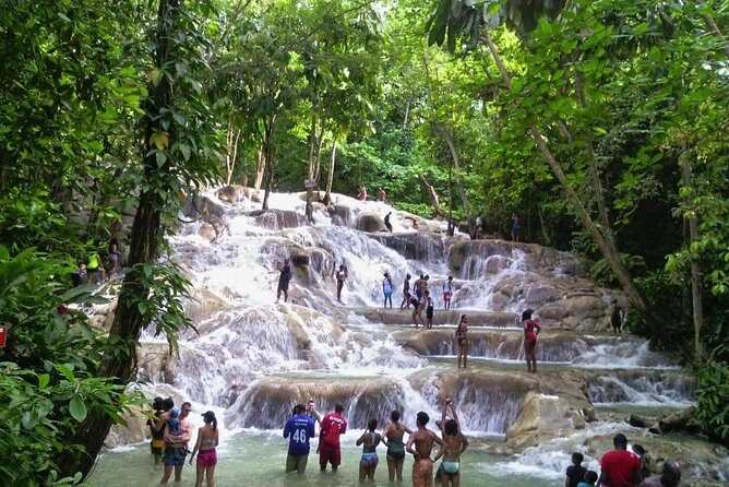6. Bob Marley 9miles/Dunn's River Private Tour(420 Friendly)final resting place - Timing That Works: How the Day Fits Together Without Feeling Like a Sprint