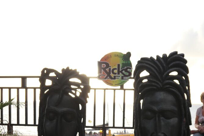 7 Mile Beach & Ricks Cafe with free Shopping experience - Negril 7 Mile Beach: How to Use Your Time Wisely