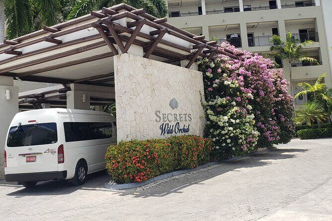 A "Private" Airport Transfer to any Resort in Montego Bay - Montego Bay vs. Trelawny: Know Where the Extra Fee Kicks In