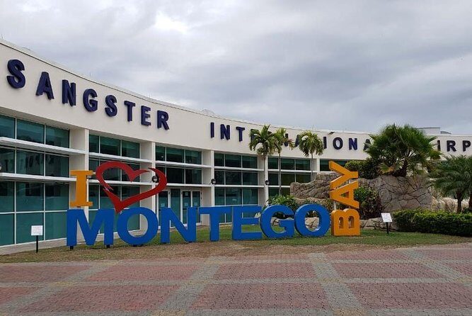 Airport Transfer MBJ Montego Bay to Kingston - MBJ to Kingston Without the Airport Stress