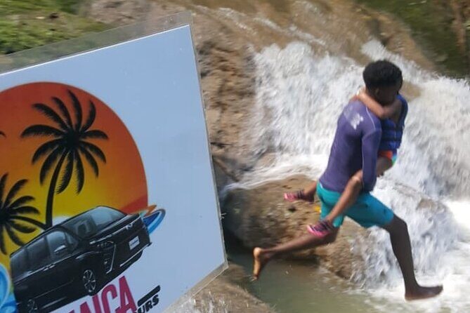 Blue Hole/ Dunn's River Falls & Luminous Lagoon (Glistening water) 3 in 1 combo - Best match: who should book this private 3-in-1 day