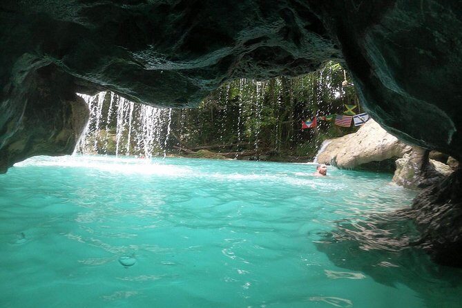 Blue Hole & Jamaica Sightseen Tour Included Transportation - Key Things I’d Bet You’ll Notice Fast