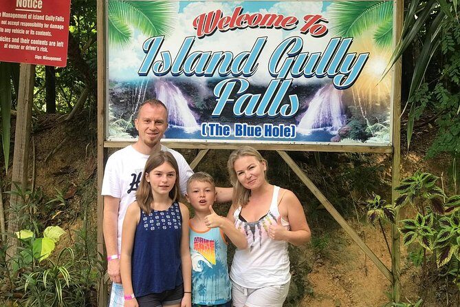 Blue Hole & Jamaica Sightseen Tour Included Transportation - Riding the North Coast in One Smooth Move
