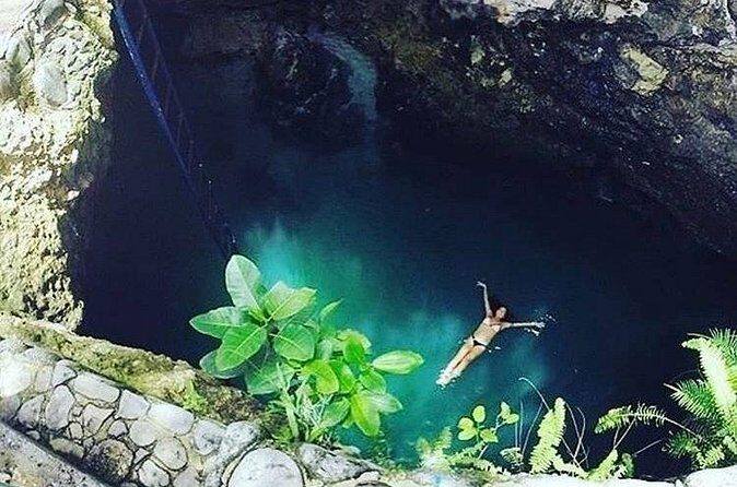 Blue Hole Mineral Spring and Rick's Cafe - Should You Book Blue Hole and Rick’s Cafe Together?