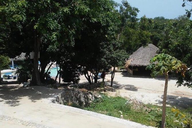 Blue Hole Mineral Spring and Ricks Cafe Private Tour - Timing the Full Day: How 5 to 8 Hours Feels in Real Life