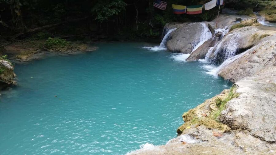 Blue Hole, Secret Falls, and Dunn's River Falls Combo Day-Tr - Hotel pickup, air-conditioned driving, and how the day flows
