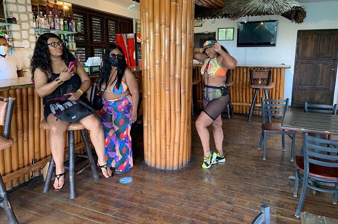 Bob Marley 9 Miles Tour and Dunns River Falls - Dunn’s River Falls: Climb Options, Photo Stops, and Pace Control