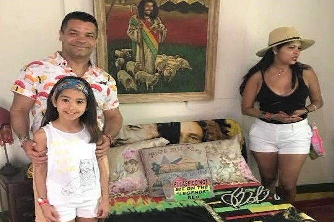 Bob Marley Mausoleum Tour, Nine Miles Jamaica from Montego Bay - Nine Mile Landmarks and Marley Memorabilia: Getting the Full Reggae Story