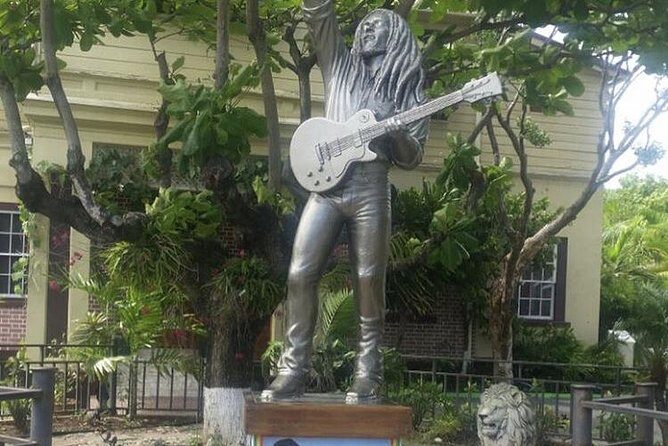 Bob Marley Museum and Devon House Kingston Private Day Tour - Why Bob Marley Museum and Devon House Fit Together So Well