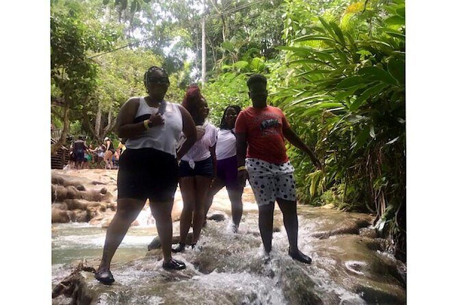 Bob Marley's Nine Mile & Dunns River Falls Tour: Transportation & Ticket - Stop 2: Dunn’s River Falls and Park with admission included