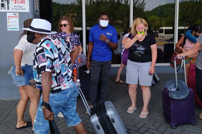 Breathless & Secrets Airport Transfer - The 20–30 Minute Ride: What You Actually Get in the Car