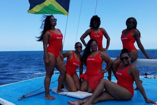 Catamaran, snorkeling & Dunn's River Falls - Rose Hall Great House Photo Stop: Quick, Spooky, and Visible