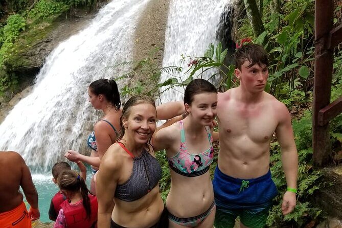 Chuck Norris Secret Falls and Lunch - Blue Hole and Secret Falls: Rope Swing, Cliff Jumps, and Pool Hopping