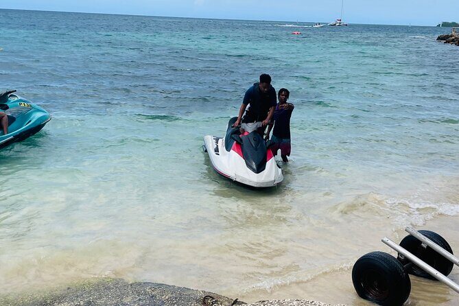 Customized Parasailing & JET-SKI - A Note on Safety and How to Get the Best Outcome