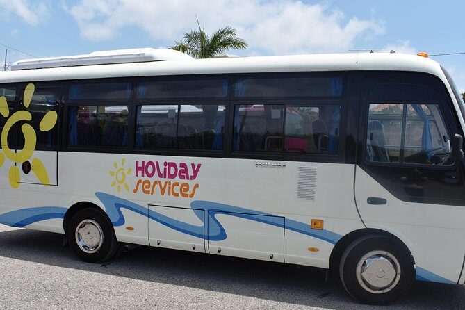 Departure Shuttle to Airport, Club Mobay Fast Track & VIP Lounge Combo - Fast-track security: how to get the benefit (and avoid disappointment)
