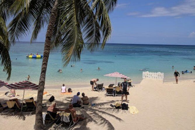 Doctor's Cave Beach, Jimmy Buffett 's Margaritaville and Shopping - Stop 1 on the Hip Strip: Shopping Time Without the Rush