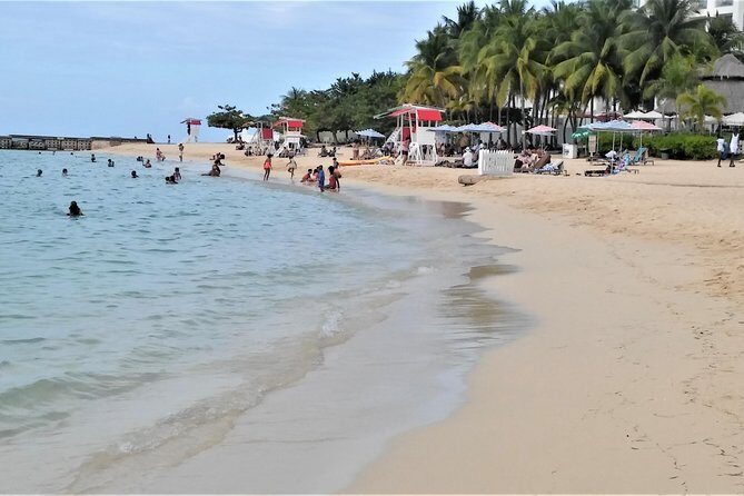 Doctor's Cave Beach, Margaritaville & Shopping from Montego Bay Hotels - Getting to Doctor’s Cave and Margaritaville from Montego Bay hotels