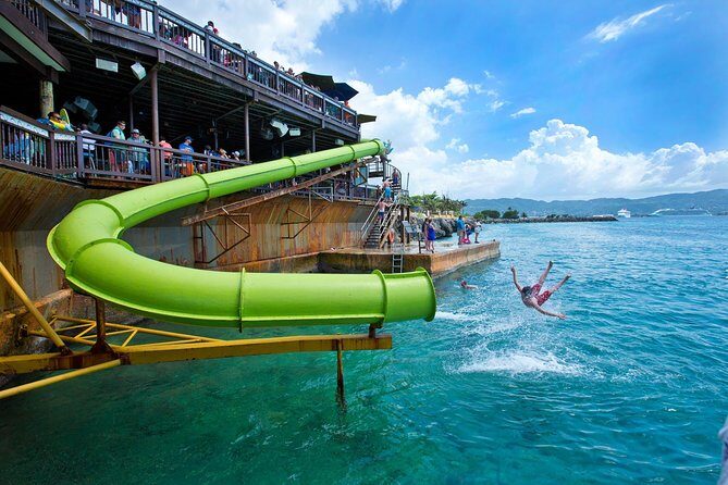 Doctor's Cave Beach, Margaritaville & Shopping from Montego Bay Hotels - Hip Strip shopping: how to make the walk worth it