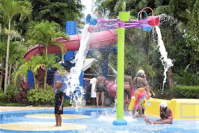 Dunn's River Falls and Ocho Rios Shopping Tour from Montego Bay Hotels - Columbus Park: A Landmark Stop You Can Keep Short and Sweet