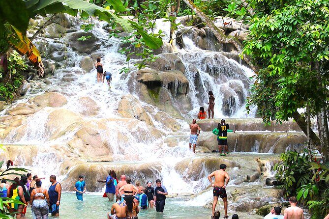 Dunn's River Park & Blue Hole Waterfall Combo from Montego Bay - From Montego Bay to Two Water Worlds