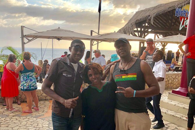Explore Montego Bay Jamaica to Negril Beach & Ricks Cafe Sunset - Negril Beach Time on Your Terms (Including the $10 Amenity Decision)