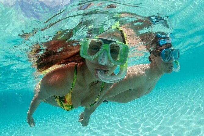Family Fun-Snorkeling with Lunch Stop from Montego Bay - Getting Rinsed Off And Ready: Towels And Changing Area