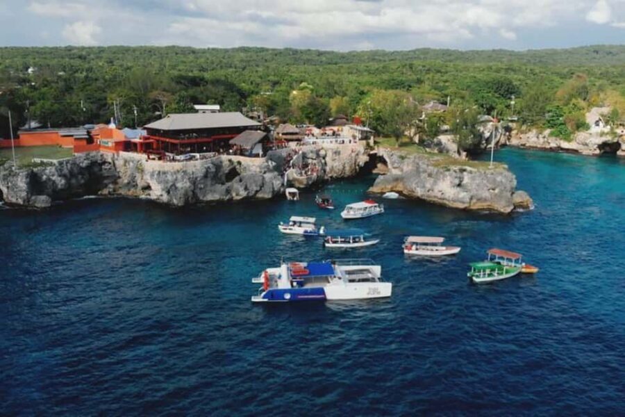 From Montego Bay: Negril Beach and Rick's Café Day Trip - Key Things to Know Before You Go