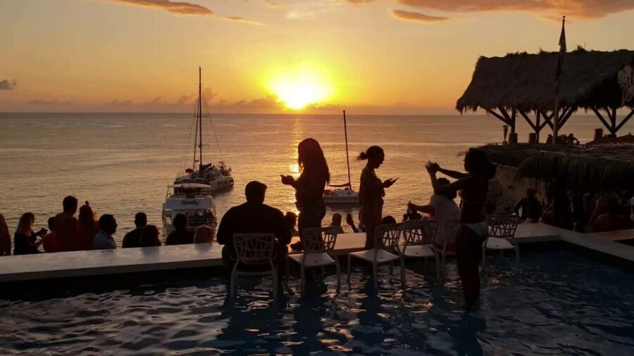 From Montego Bay: Negril Beach & Rick's Cafe Sunset Day Trip - Should You Book This Negril Sunset Day Trip?
