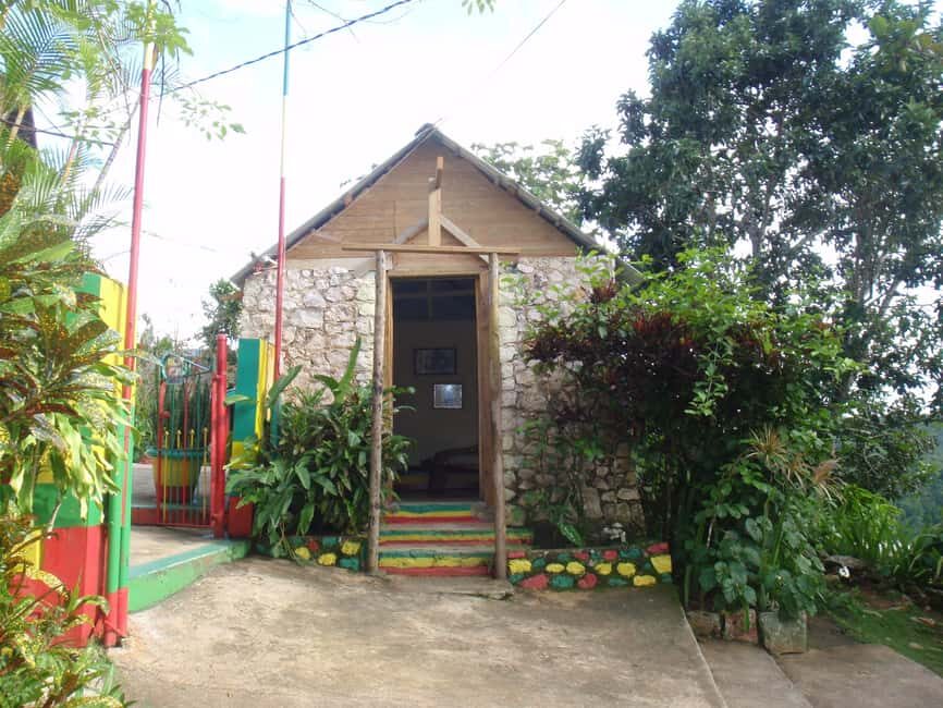 From Montego Bay: The Bob Marley Guided Tour of Nine Mile - Key Things You’ll Really Notice on This Tour
