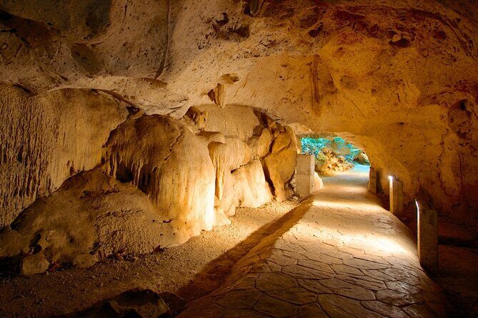 Green Grotto Caves and Dunn's River Falls Guided Tour with Admission - Key things to know before you go