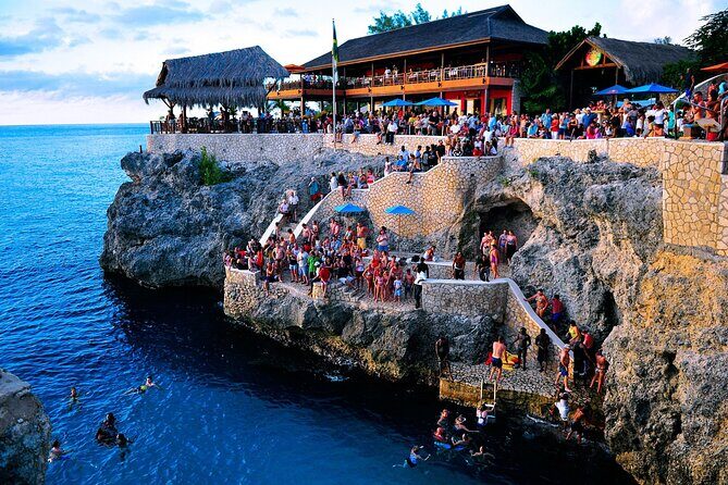 Half-Day Private Guided Ricks Café & Negril Seven Mile Beach Tour - Timing and expectations: how to make 3 to 5 hours feel like more