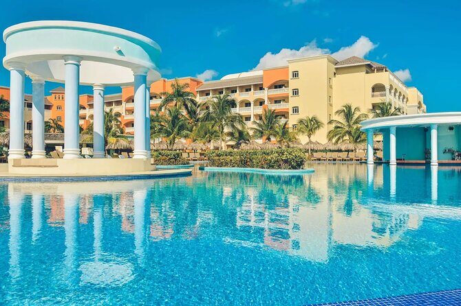 Iberostar Rose Hall Private Airport Transfer - From the Airport to Iberostar Rose Hall Without the Taxi Stress