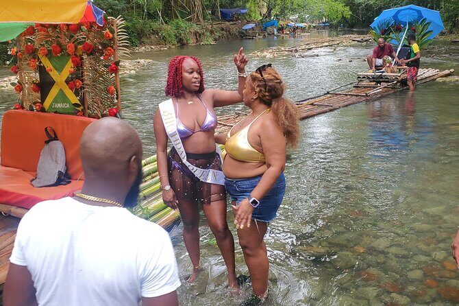 Jamaica Bamboo River Rafting Experience with Lime Stone Massage - Mid-Ride Reset: The Limestone Foot and Leg Massage