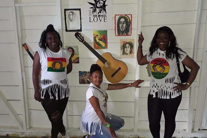 Jamaica Culture Tour: Culinary, Cultural, History and Dance - Market Time and Fruit Tasting: Where the Day Can Get Chaotic (In a Good Way)