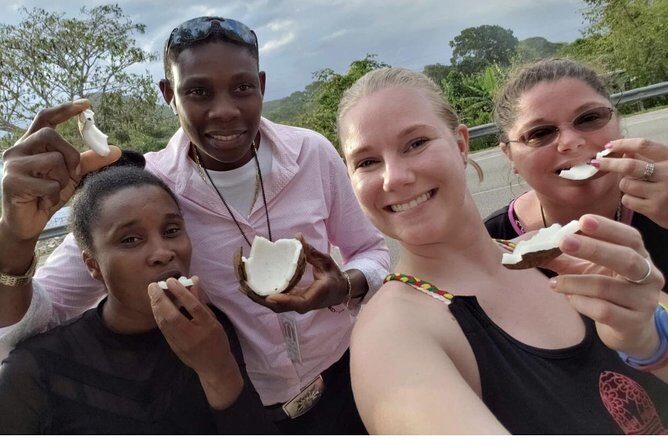 Jamaica Martha Brae River Rafting/Dunn’s River Falls Private Tour - Lunch and shopping: using the private format to control your day