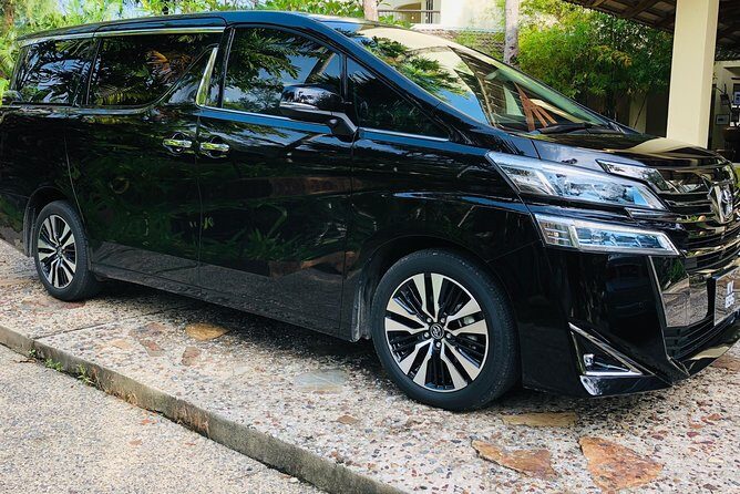 Jewel Grande Montego Bay Resort Private Airport Shuttle - The ride: 15–25 minutes, air-conditioned, and only your group
