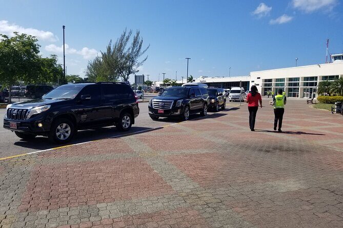 Luxury MBJ Airport Transfer to Montego Bay Hotels - Luxury MBJ transfer, from 3 Claude Clarke Ave to Club Mobay