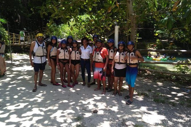 MBJ Transfer - Negril Hotels - What happens when you land at Sangster International Airport