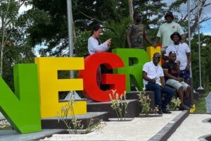 Montego Bay Airport Transfers-Round Trip - Pickup works like it should: sign, logo, and an actual plan