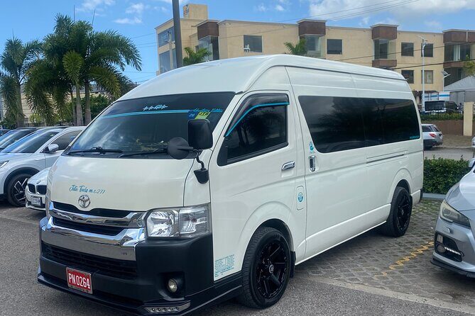 Montego Bay Airport Transfers ( Round Trip-Montego Bay Hotels) - The driver experience: friendly, punctual, and tuned to your trip