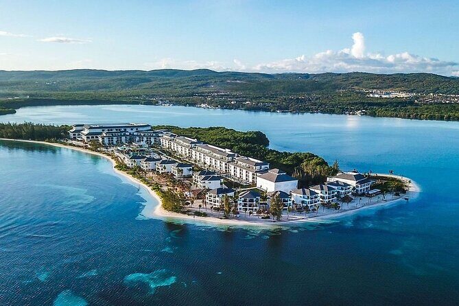Montego Bay Airport Transfers to Hotels in Falmouth/ Trelawny - What’s Included (and What You’ll Want to Plan for)