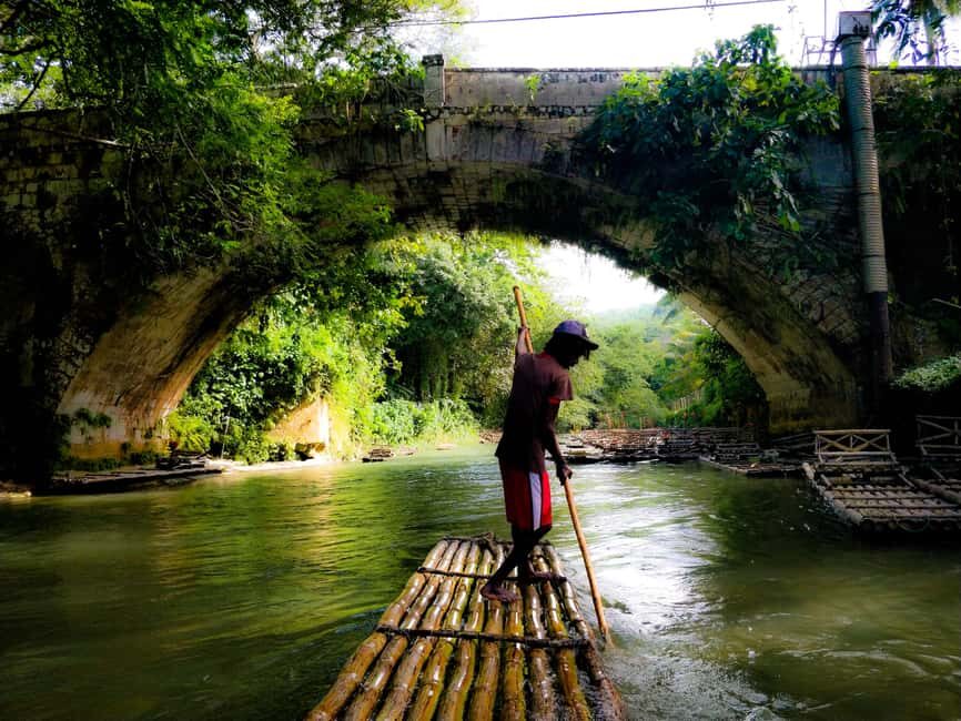 Montego Bay: Bamboo Raft Cruise on the Great River - Your 30-foot bamboo raft ride: what it feels like on the water