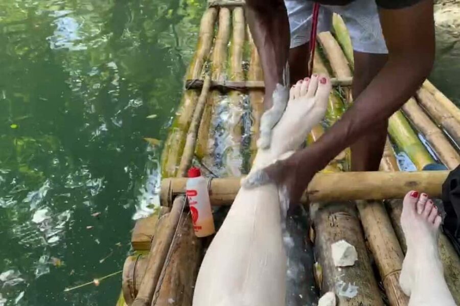 Montego Bay: Bamboo Raft Cruise on the Great River - The historic 1820 bridge: seeing Lethe’s past from the current