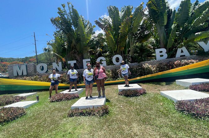 Montego Bay City Highlights Tour and Shopping with Bamboo Rafting - Weather, Comfort, and the Reality of River Time