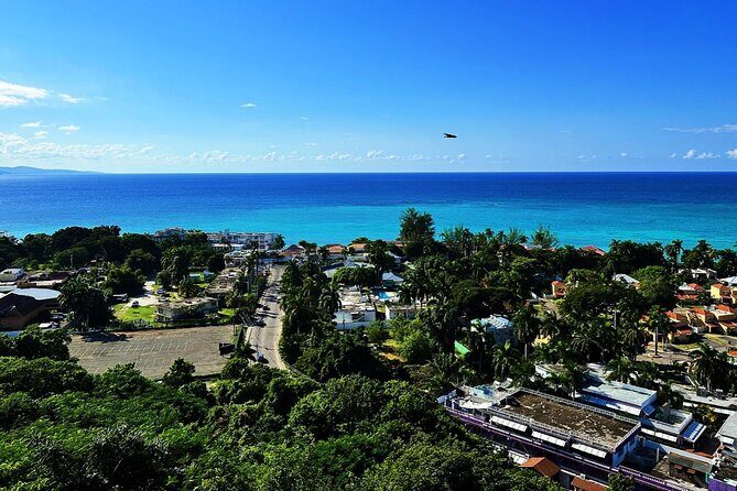 Montego Bay City Tour & Magaritaville with shopping - Best for: first-timers, shoppers, and groups with different priorities