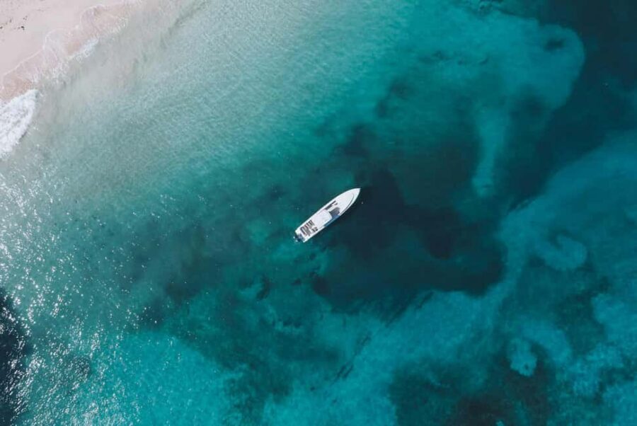 Montego Bay: Full-Day Speedboat Trip to Negril - Snorkeling the Negril Cliffside Seawater Caverns