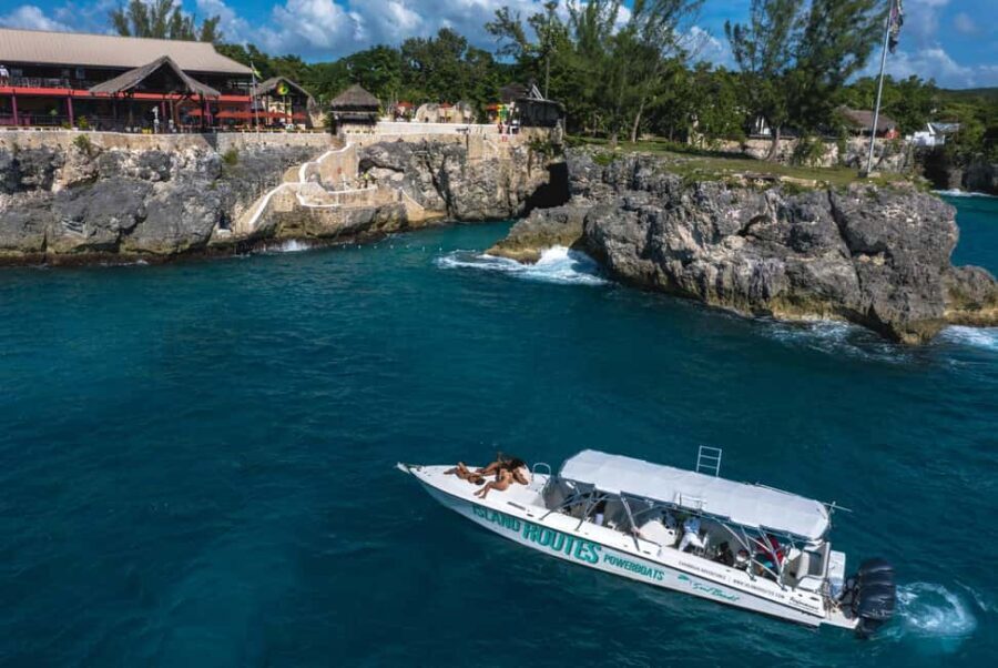 Montego Bay: Full-Day Speedboat Trip to Negril - Negril Sea Caves: Another Water-Entry Moment Before Rick’s Café
