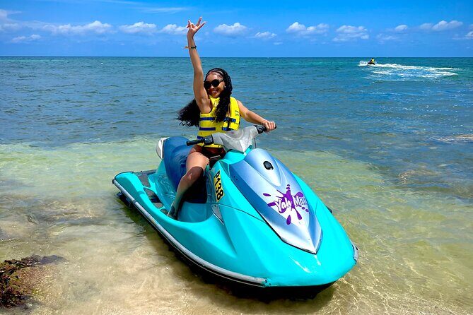 Montego Bay Jet Ski and Parasailing Combo or Single with Pickup - Pickup, beach meet-up, and the quick orientation you’ll appreciate