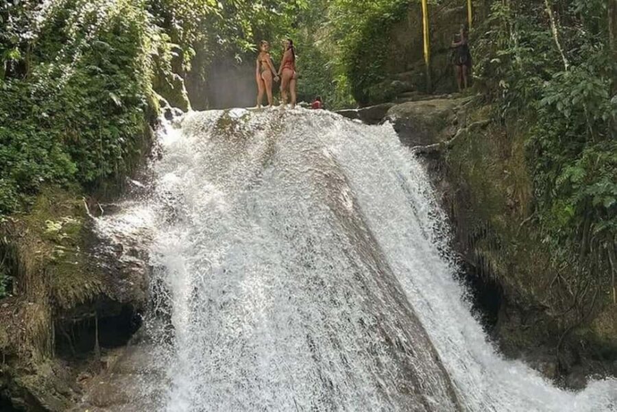 Montego Bay: Private Horseback Ride & Blue Hole Tour - Passing Through Local Communities on the Ride Route